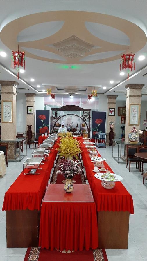 ראץ' גיאה Phuc Ngoc Hotel מראה חיצוני תמונה