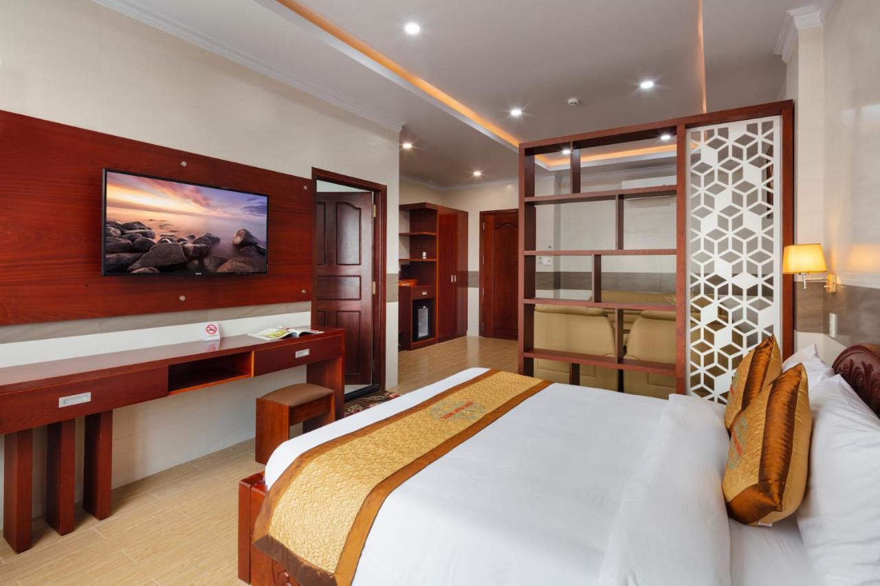 ראץ' גיאה Phuc Ngoc Hotel מראה חיצוני תמונה