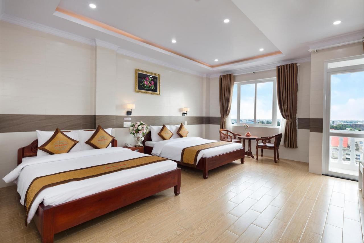 ראץ' גיאה Phuc Ngoc Hotel מראה חיצוני תמונה