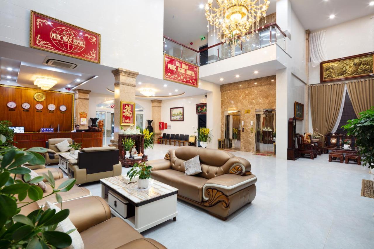 ראץ' גיאה Phuc Ngoc Hotel מראה חיצוני תמונה