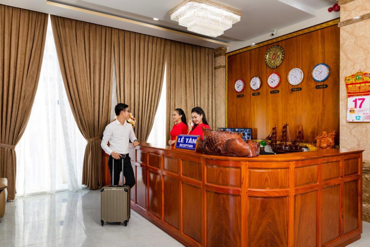 ראץ' גיאה Phuc Ngoc Hotel מראה חיצוני תמונה